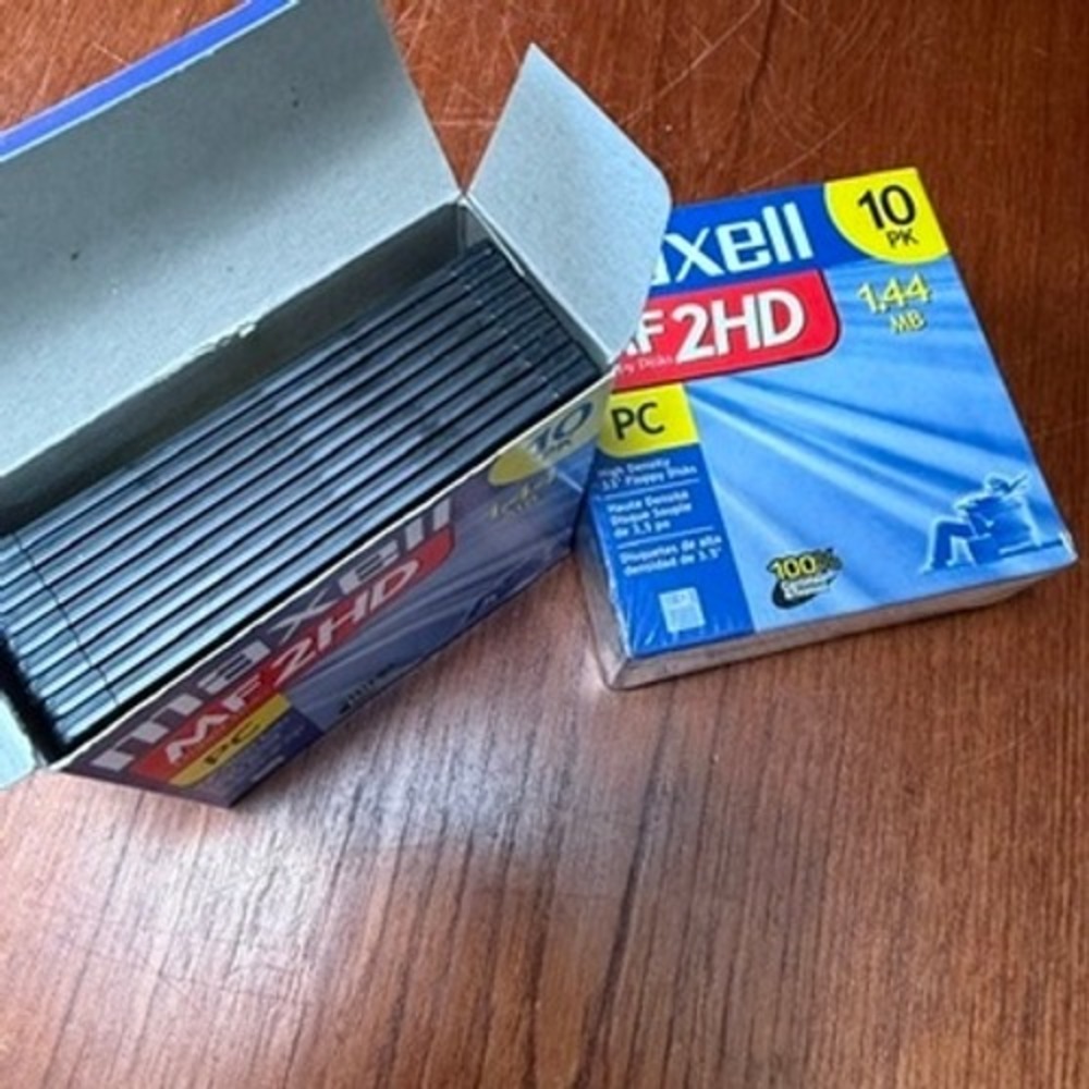 Maxell MF2HD 3.5 High Density Floppy Disks 1.44MB PC 10-Pack Lot of 2 - Picture 4 of 5